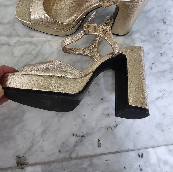 Zara gold sandals - Picture 2 of 5